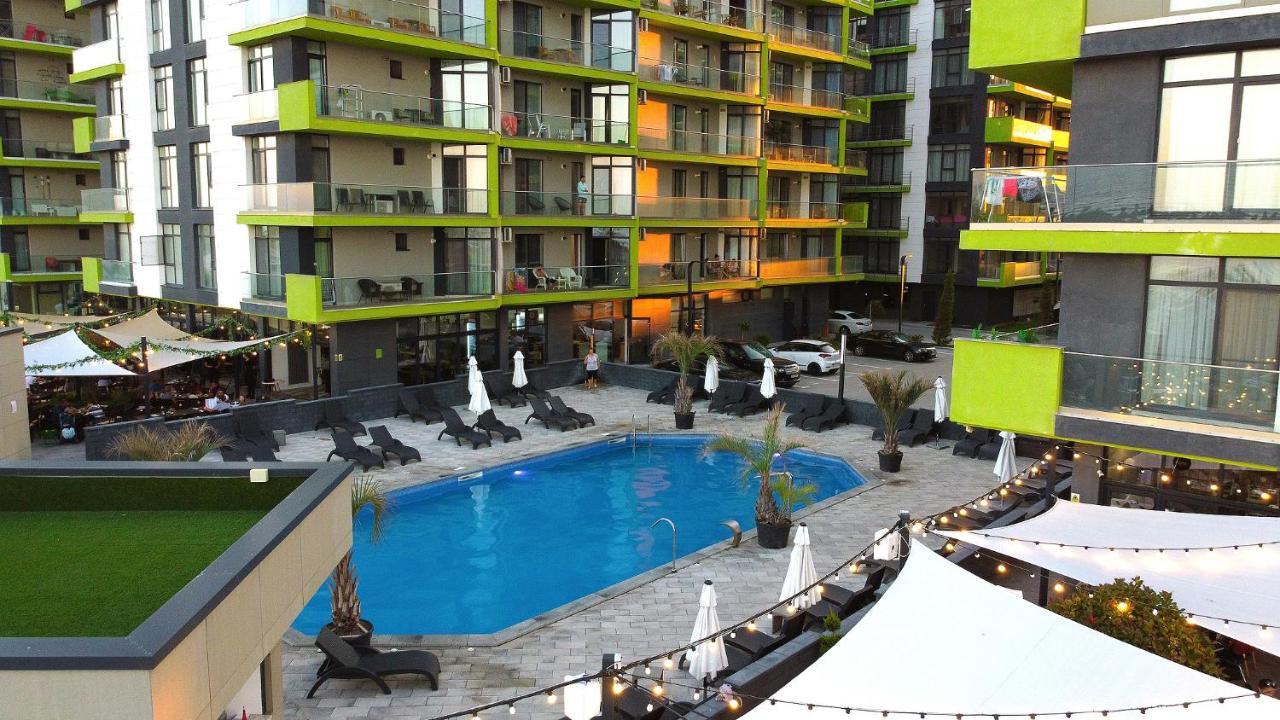 Moon Sea View Apartment - Spa N Pools Resort Mamaia Exterior photo